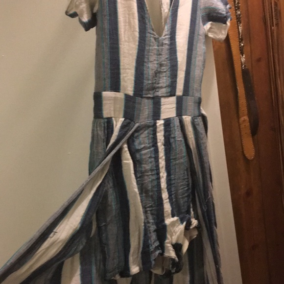 Romper with skirt around the bottom! - Picture 2 of 4